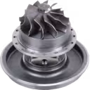 Vista inferior do core 3594200 HX80 com roda de turbina preta