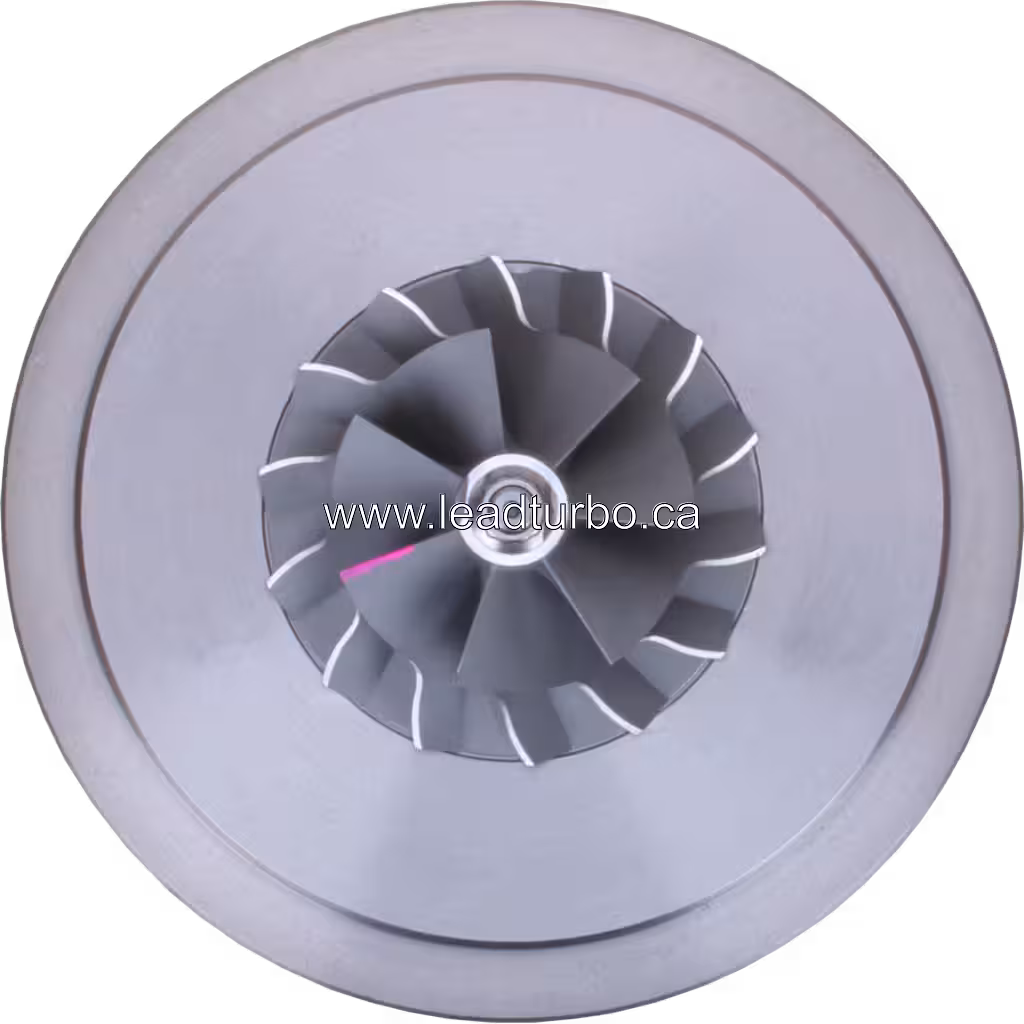 Widok z przodu core turbosprężarki 10R0573 S310G122 z widoczną śrubą kompresora