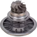 Vista inferior a 45 grados del core 2555477 con ruedas de turbina y compresor