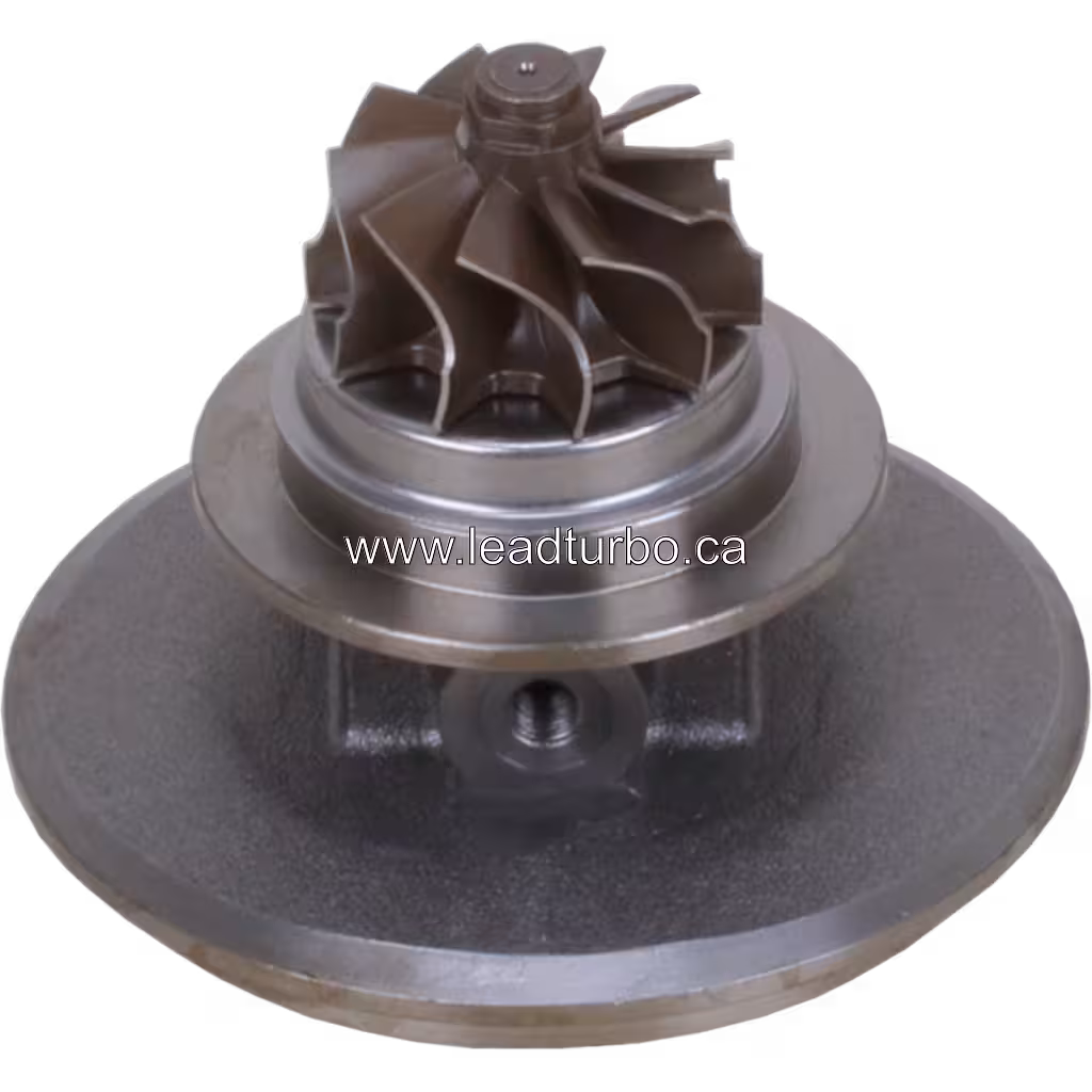 Core de turbocompresseur Volvo TCD2013 vue de bas 45 degrés avec carter central