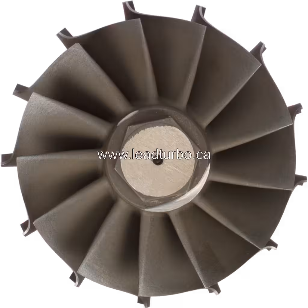 Vue de dessus des aubes de la roue de turbine KTR130-534AW