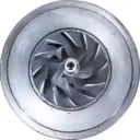 Core HX30 3593410 para Cummins 4BTA 90HP, vista frontal con rueda de turbina y compresor