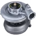 Turbolader 4044950 Seitenansicht mit Gehäuse