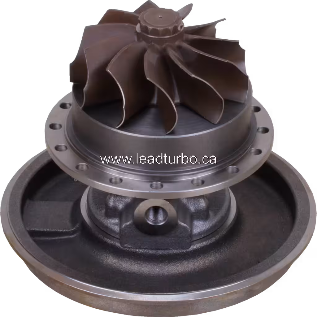 Vista inferior a 45 graus do Core J96 FOR 2882099 mostrando a roda da turbina e a flange