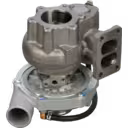 Vista inferior a 45 grados del turbocompresor GT3571S con actuador externo y manguera azul